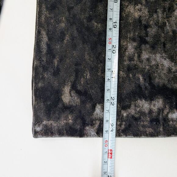 Vince. Black Velour Square Neck Long Sleeve Blouse Top, size M - Picture 7 of 8